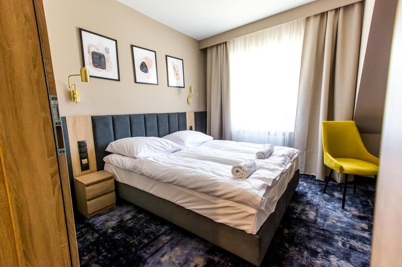 Sucha  Hotel Zodiak מראה חיצוני תמונה