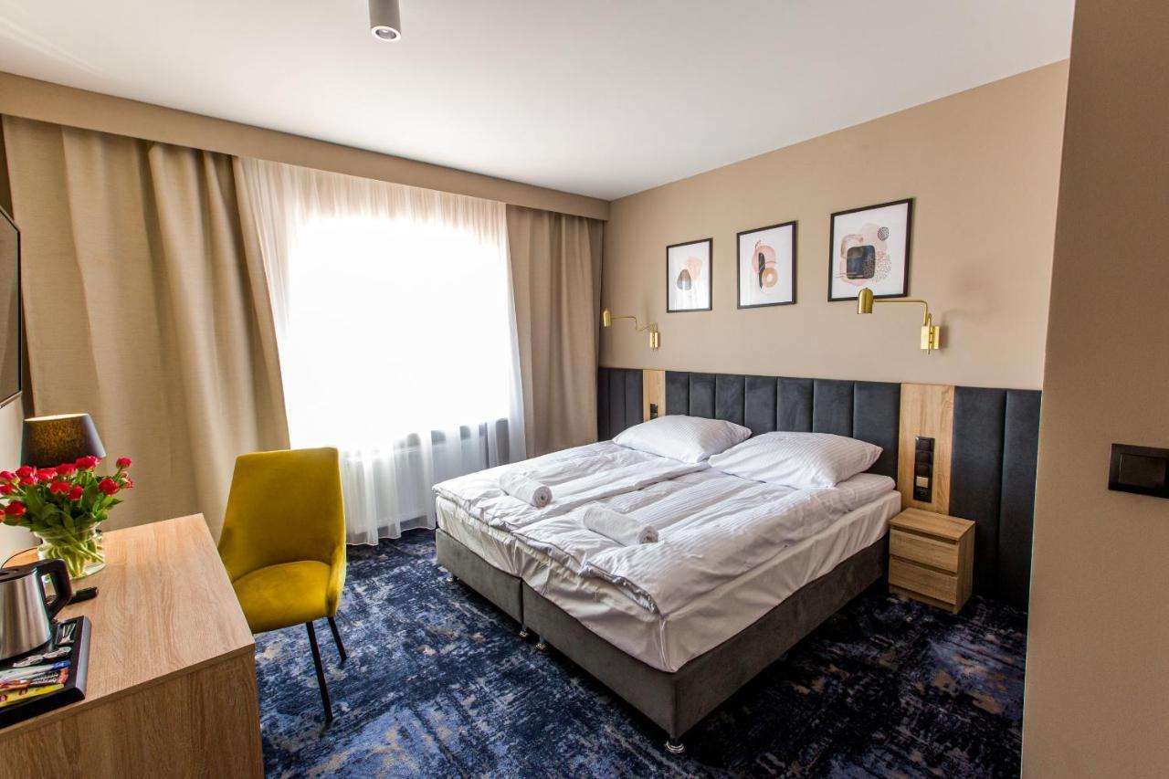 Sucha  Hotel Zodiak מראה חיצוני תמונה