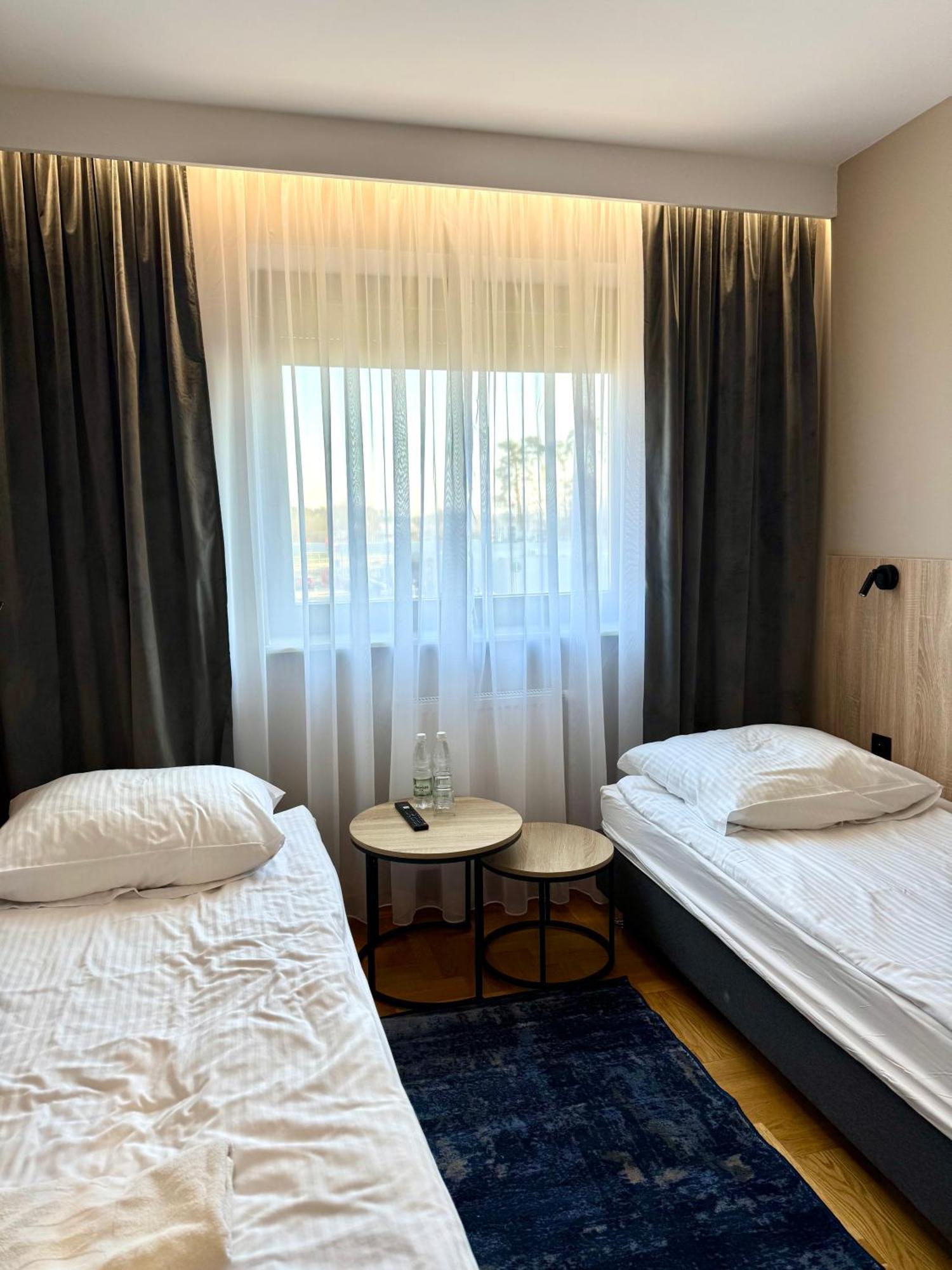 Sucha  Hotel Zodiak מראה חיצוני תמונה