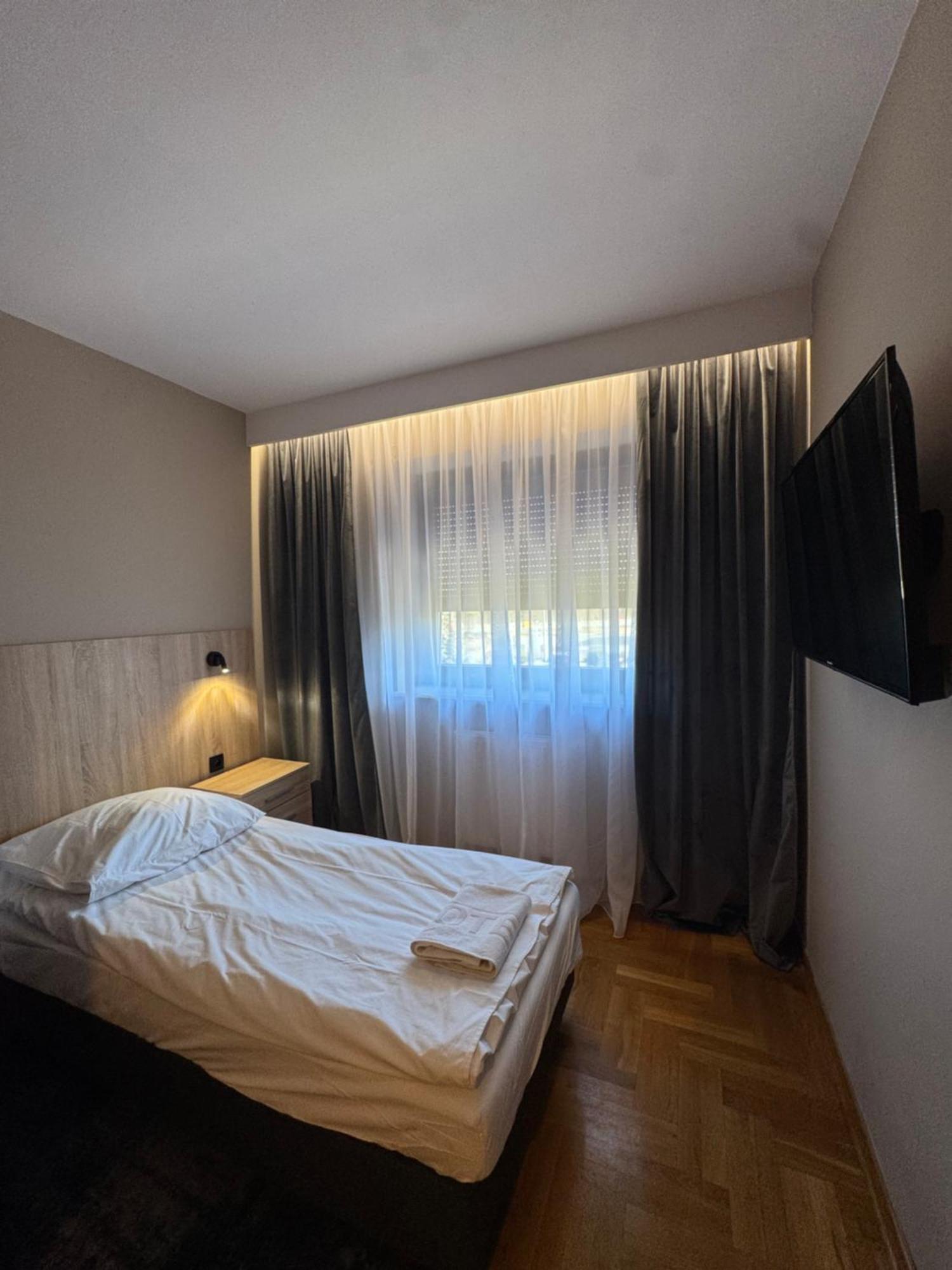 Sucha  Hotel Zodiak מראה חיצוני תמונה